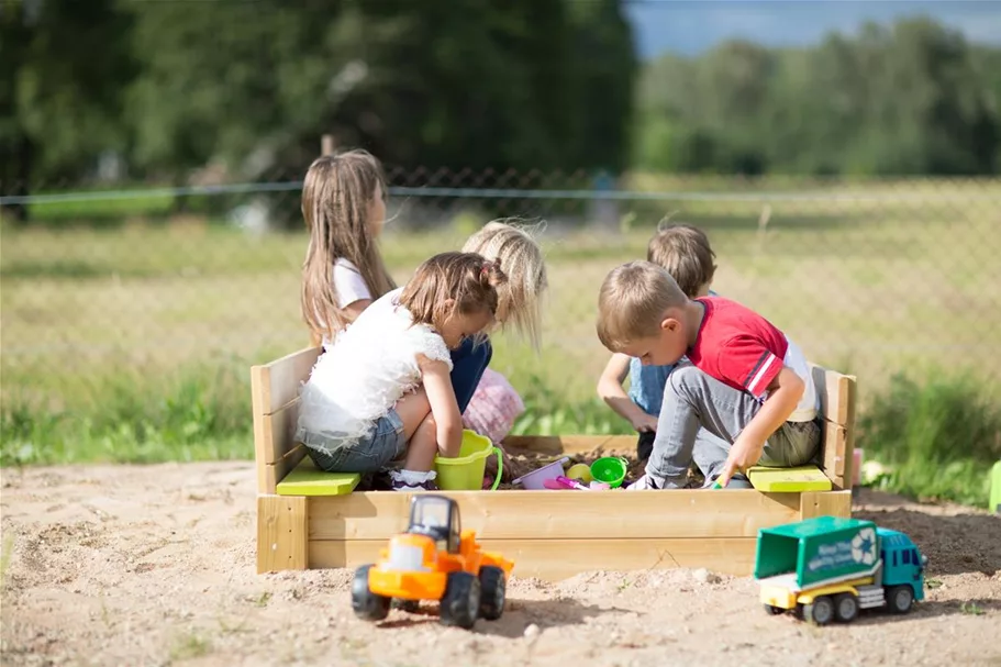 Sandkasten 'Deluxe' für Kinder 1 Stück