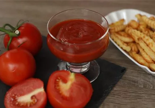 Leckerer Ketchup mit Äpfeln