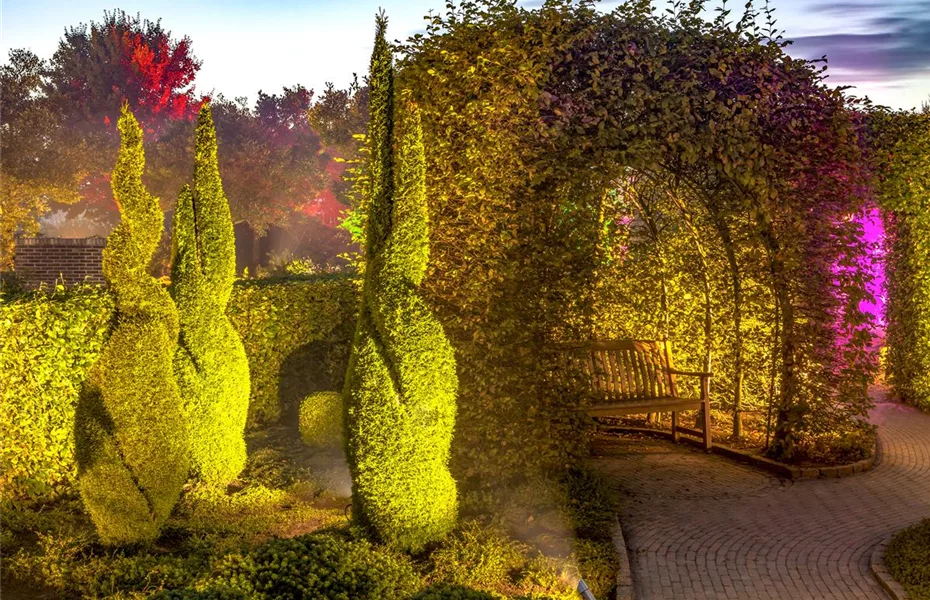 Mit Lichtquellen im Garten stilvolle Akzente setzen