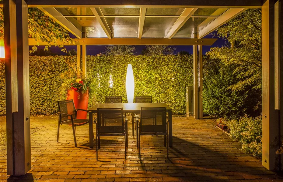 Mit Lichtquellen im Garten stilvolle Akzente setzen