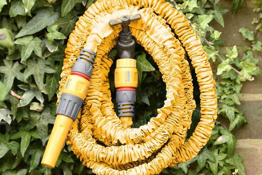 Hozelock Dehnbarer Gartenschlauch 2,5 auf 7,5m J49523